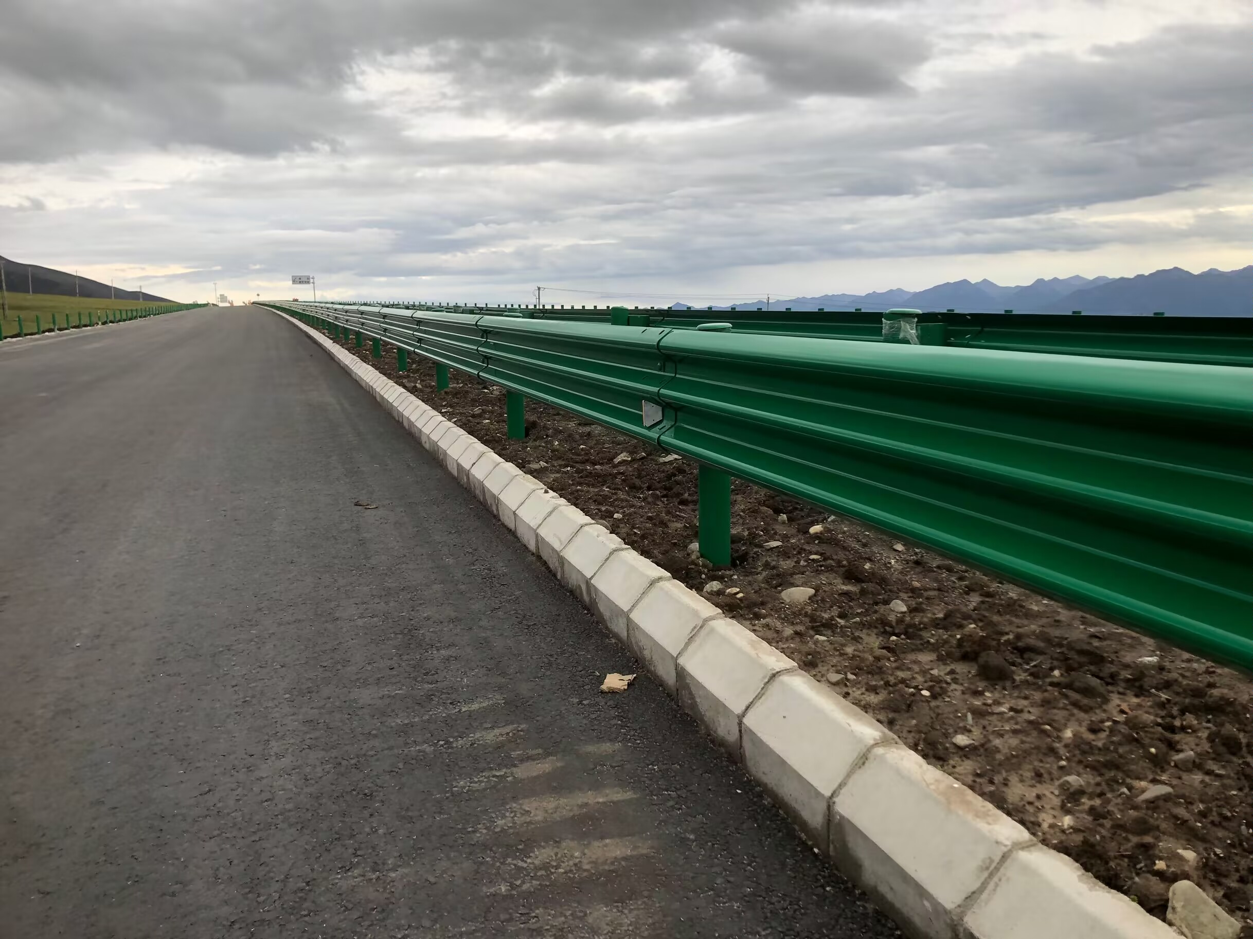 青神县乡村公路波形护栏三波波形护栏 - 推荐